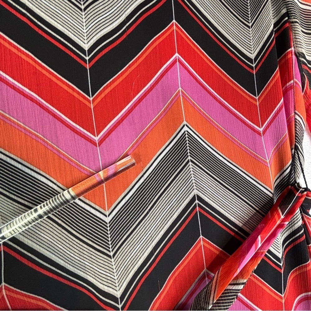 Banana Republic Chevron Dress - Picture 11 of 11